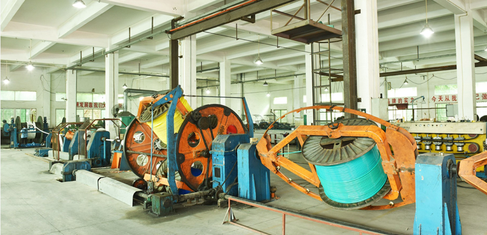 擁有(yǒu)獨立廠(chǎng)房(fáng)及大(dà)型生(shēng)産基地(dì)